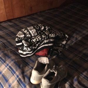 I’m selling a nice outfit